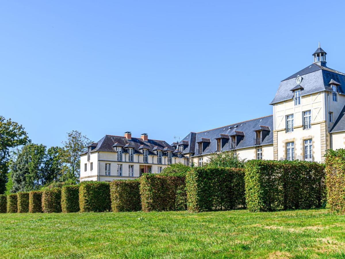 Apartment Chateau De Kergonano-10 By Interhome Баден Екстериор снимка